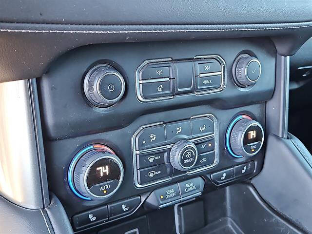 2022 Chevrolet Suburban LT