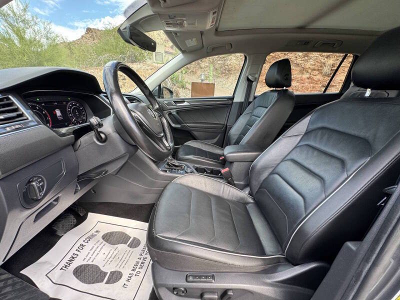 2018 Volkswagen Tiguan 2.0T SEL Premium 4Motion