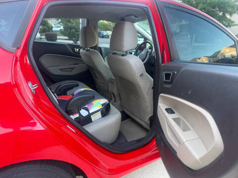 2015 Ford Fiesta SE