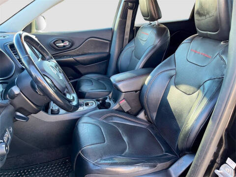 2019 Jeep Cherokee Trailhawk