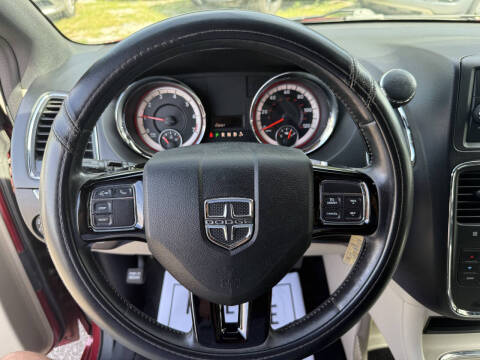 2015 Dodge Grand Caravan SXT Plus