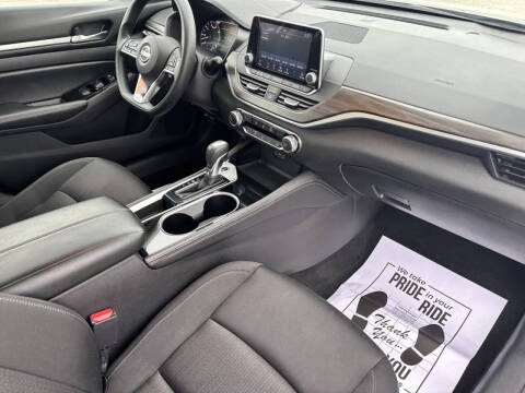 2023 Nissan Altima 2.5 SV