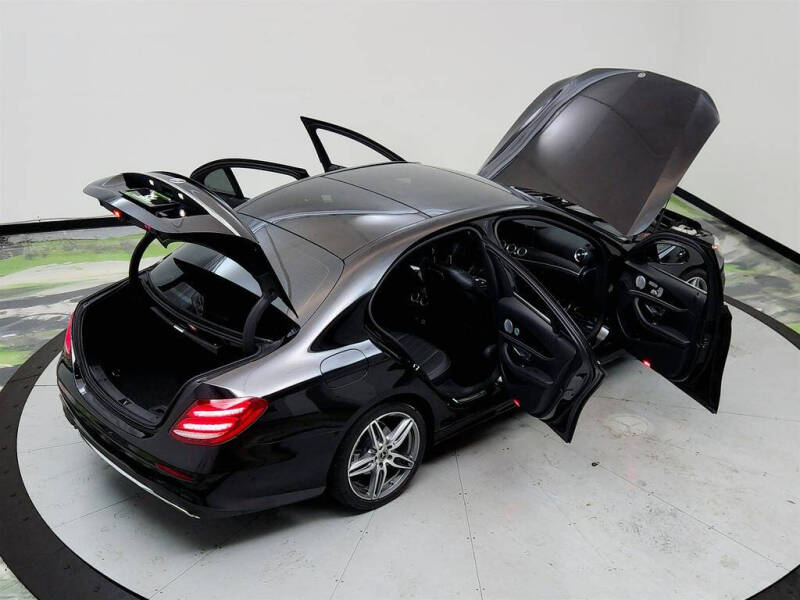 2019 Mercedes-Benz E-Class E 300