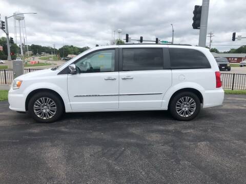 2015 Chrysler Town and Country for sale at Village Motors in Sullivan MO