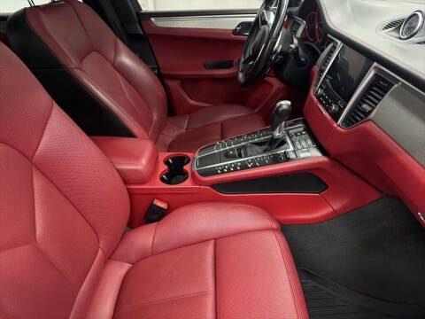 2017 Porsche Macan GTS