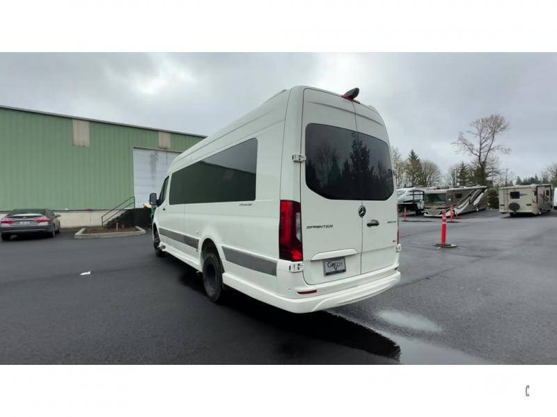 2024 Mercedes-Benz Sprinter