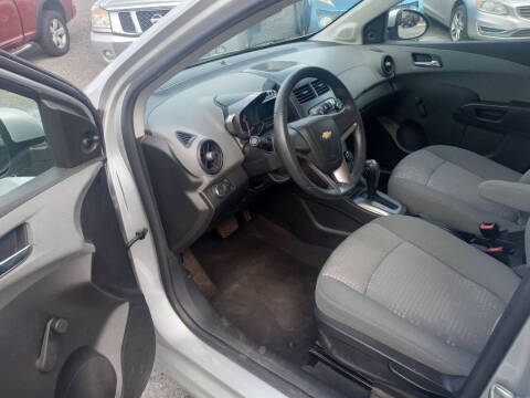 2012 Chevrolet Sonic LS