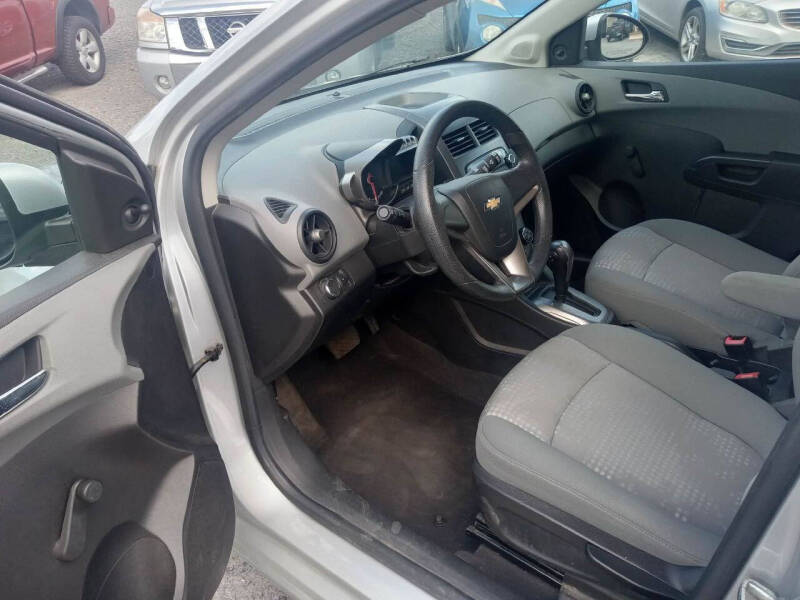 2012 Chevrolet Sonic LS