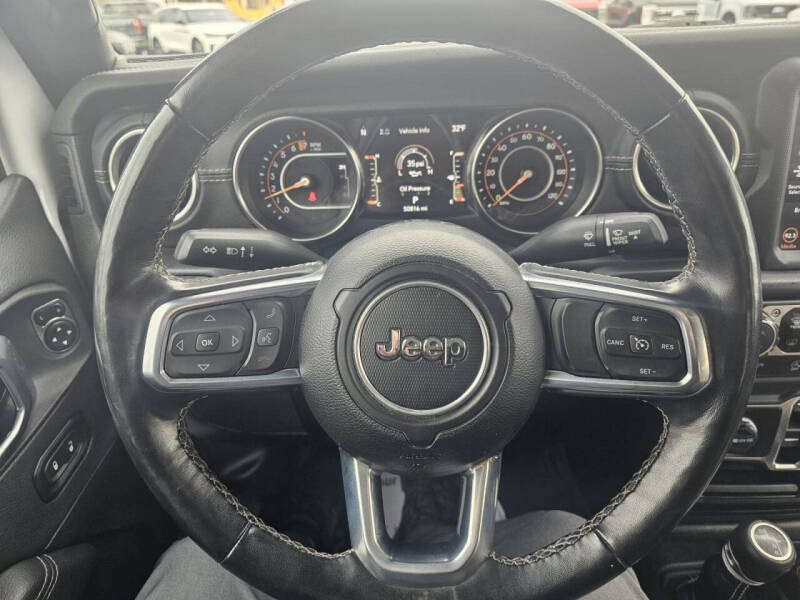 2023 Jeep Gladiator Overland