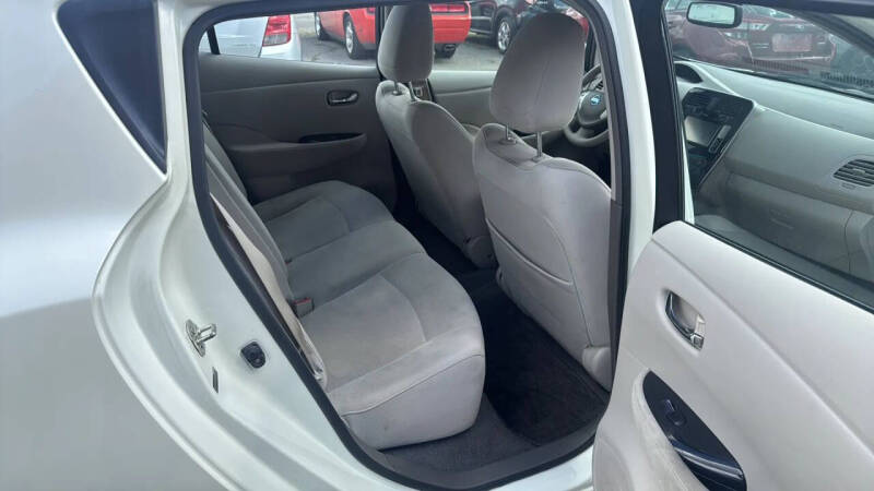 2011 Nissan LEAF