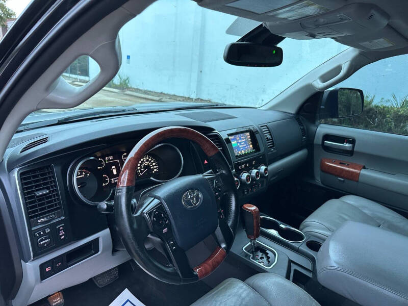 2019 Toyota Sequoia Platinum