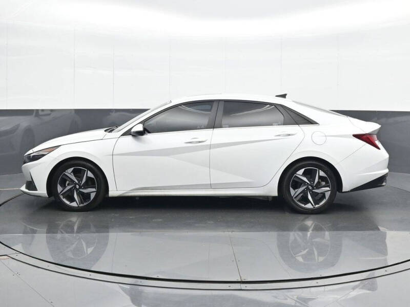 2022 Hyundai Elantra