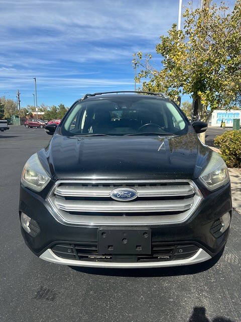 2017 Ford Escape Titanium photo 2