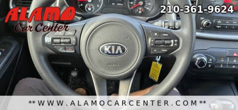 2017 Kia Sorento L