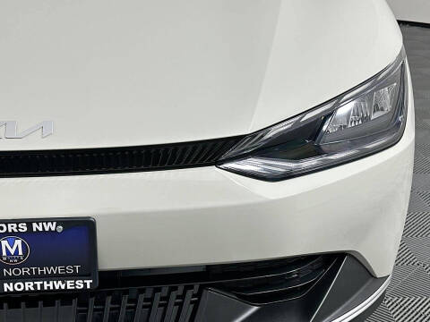 2024 Kia EV6 Light