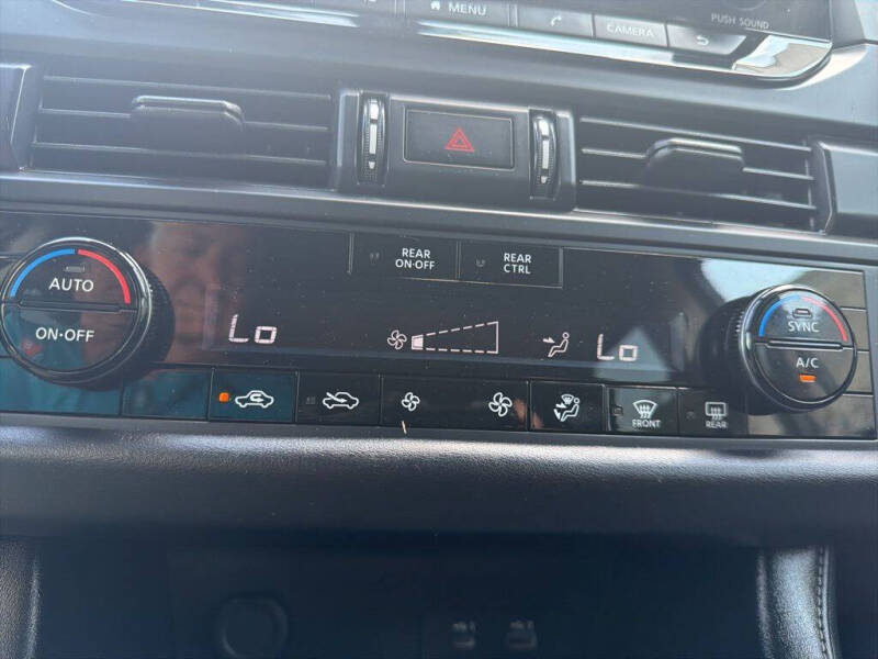 2023 Nissan Pathfinder S