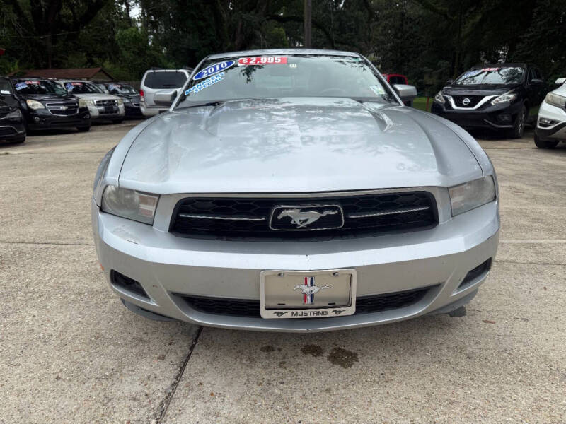 2010 Ford Mustang V6