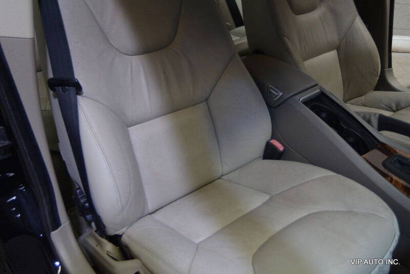 2007 Volvo V70 2.4