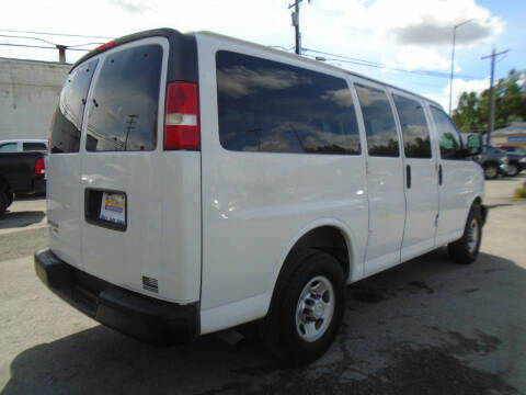 2016 Chevrolet Express LS 2500