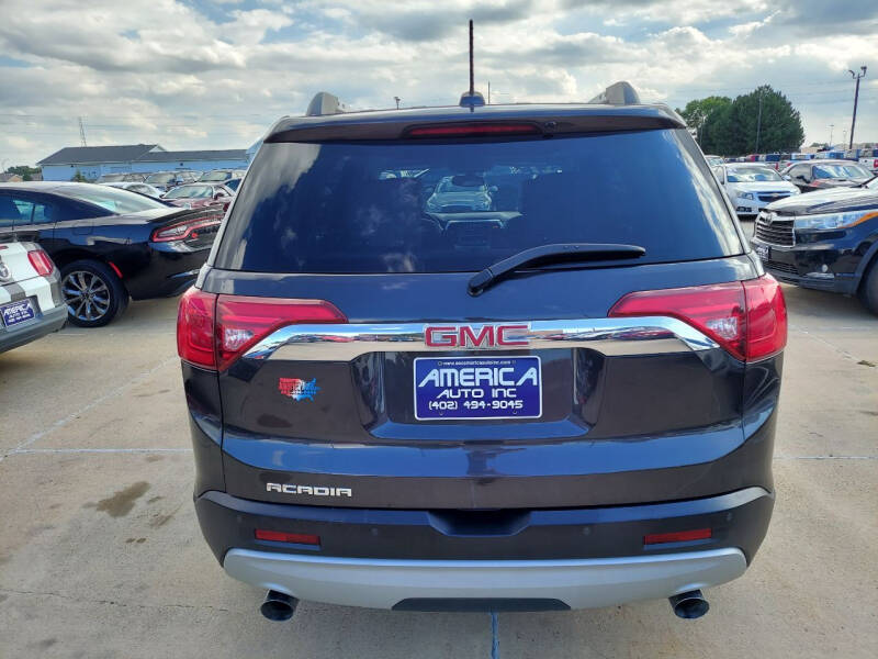 2017 GMC Acadia SLT-1