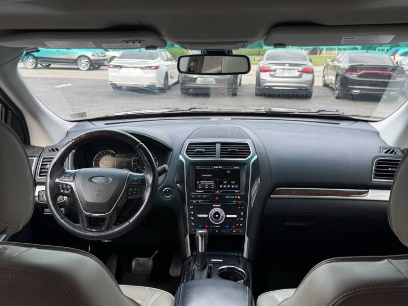 2016 Ford Explorer Platinum