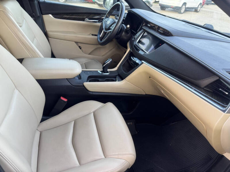 2017 Cadillac XT5