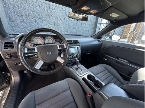 2010 Dodge Challenger SE