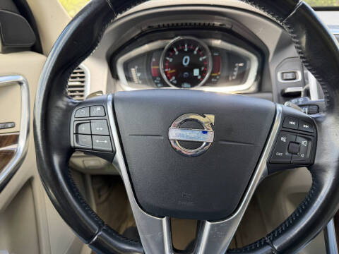 2014 Volvo XC60 T6 Premier Plus