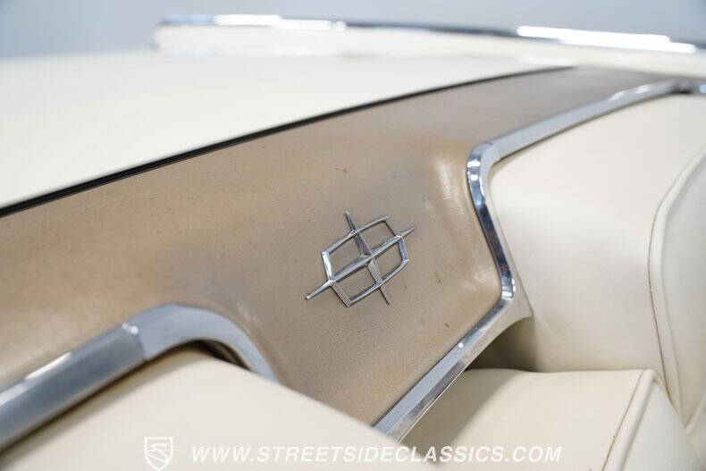 1962 Lincoln Continental