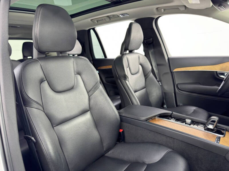 2022 Volvo XC90 Recharge T8 Inscription Expression 6P