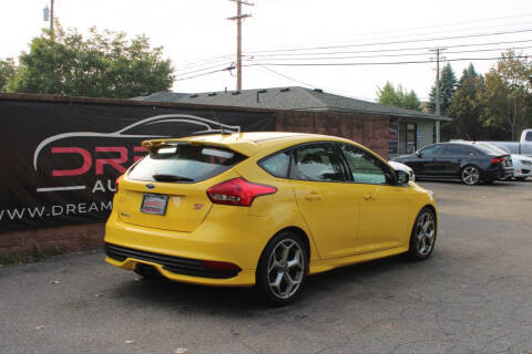 2017 Ford Focus ST
