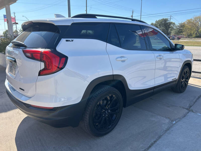2021 GMC Terrain SLT