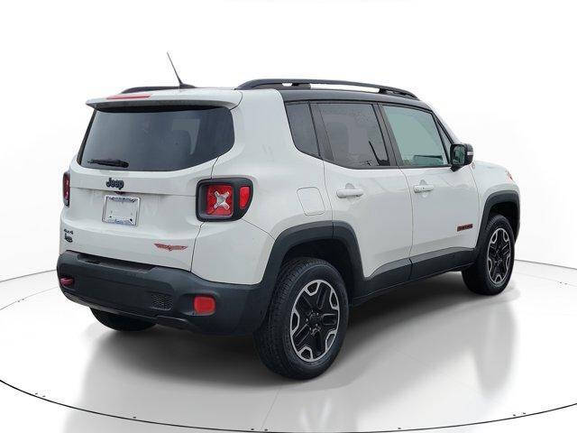 2017 Jeep Renegade Trailhawk