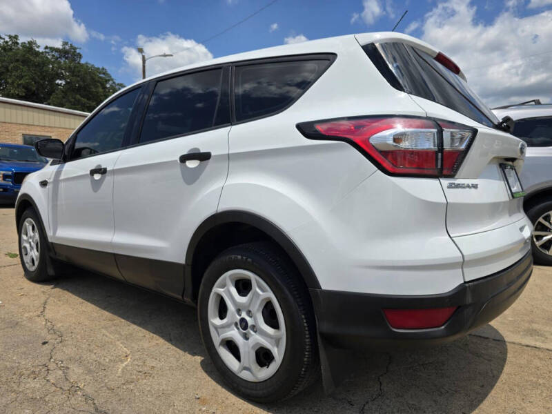2017 Ford Escape S