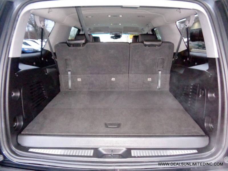 2019 Chevrolet Suburban LT