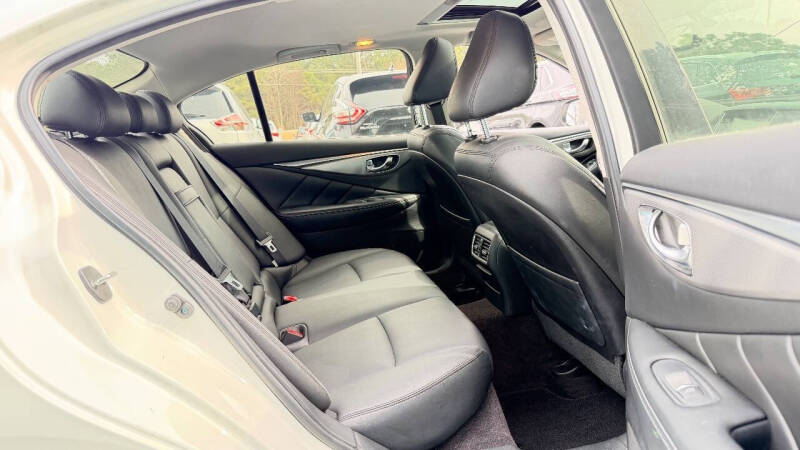 2017 Infiniti Q50 3.0T Signature Edition