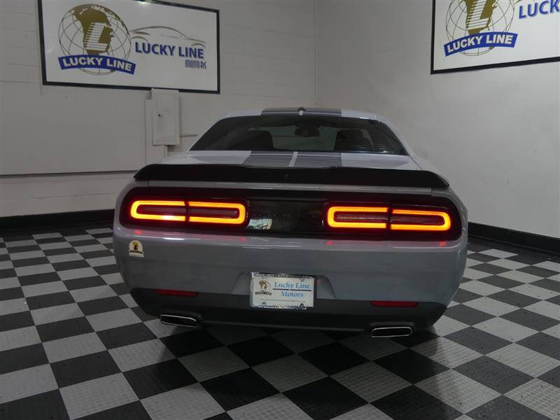 2021 Dodge Challenger SXT