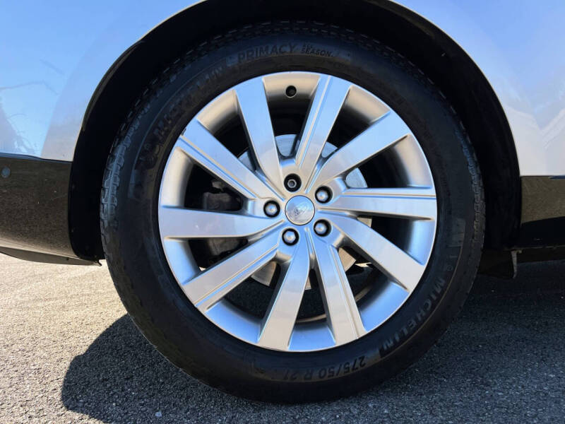 2023 Land Rover Range Rover P400 SE