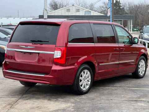 2014 Chrysler Town and Country Touring