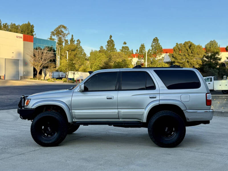 2000 Toyota 4Runner SR5