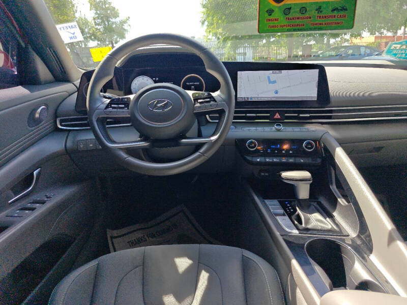 2023 Hyundai Elantra