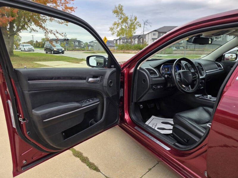 2018 Chrysler 300 Limited