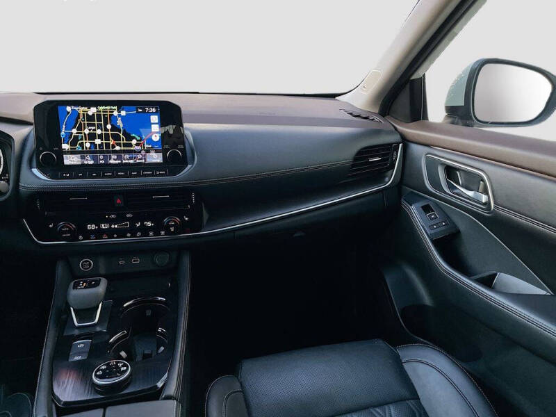 2022 Nissan Rogue Platinum