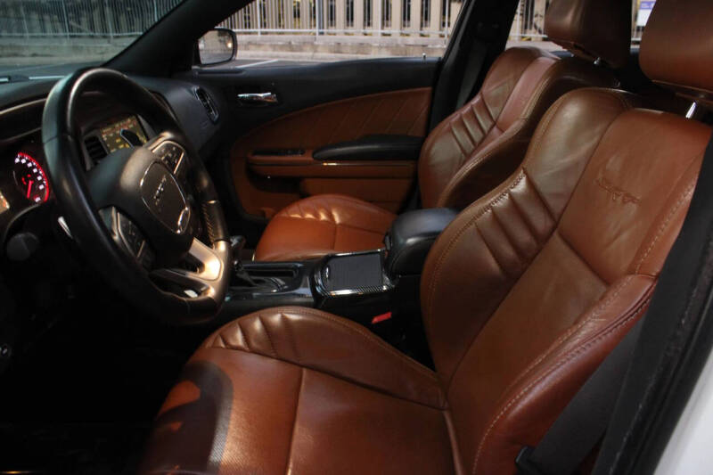 2016 Dodge Charger SRT Hellcat