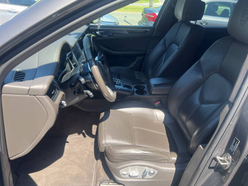 2016 Porsche Macan S