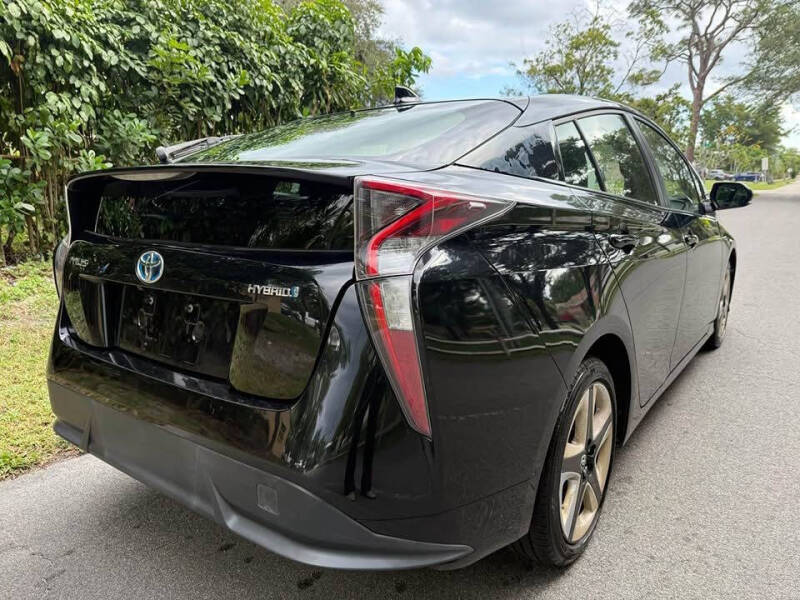 2016 Toyota Prius Two Eco