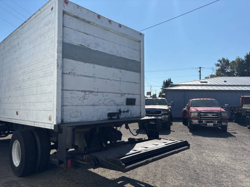 1998 Freightliner FL50