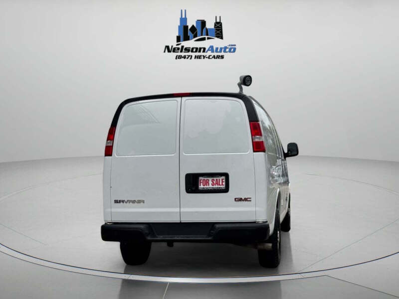 2021 GMC Savana 2500