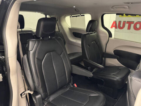 2019 Chrysler Pacifica Touring L Plus