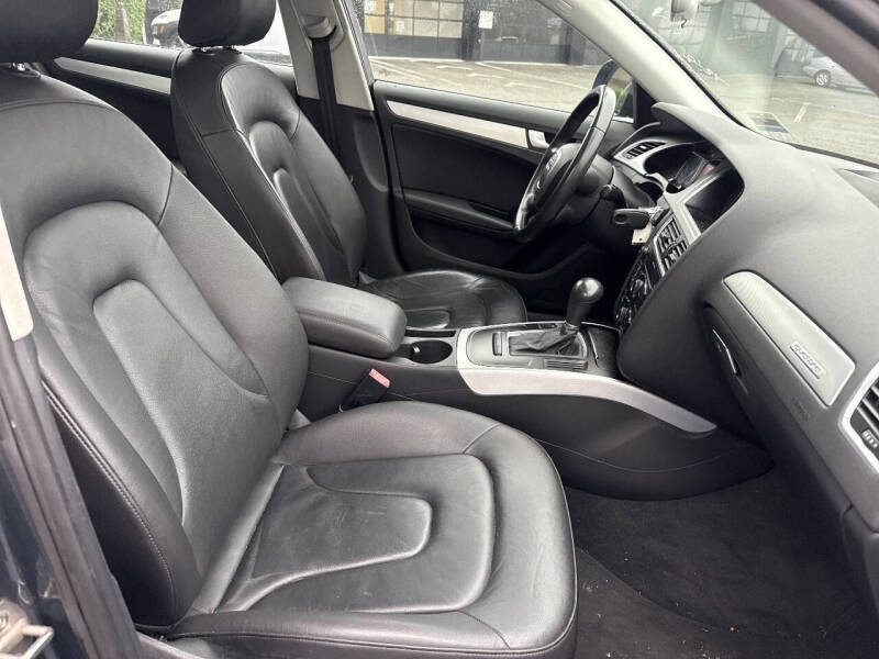 2009 Audi A4 2.0T quattro Premium